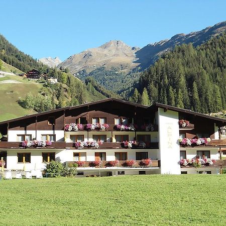Gasthof Jagawirt - Gastehaus Alpina Hotel Sankt Jakob in Defereggen Exterior photo